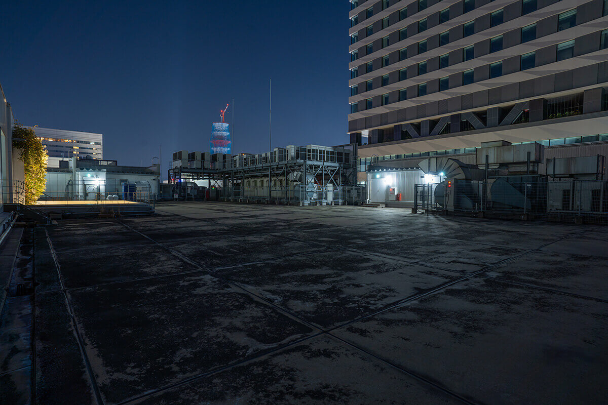 新館屋上 夜①