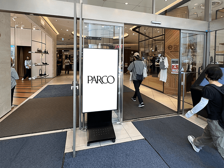 仙台PARCO 本館出入口デジタルサイネージ